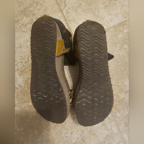 Ladies, Size 9.5M, Comfort Sandle - Picture 2 of 4